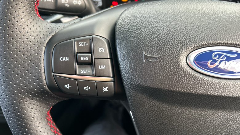 Ford Focus 1.0 EcoBoost Hybrid mHEV 155 ST-Line 5dr Auto Petrol Hatchback